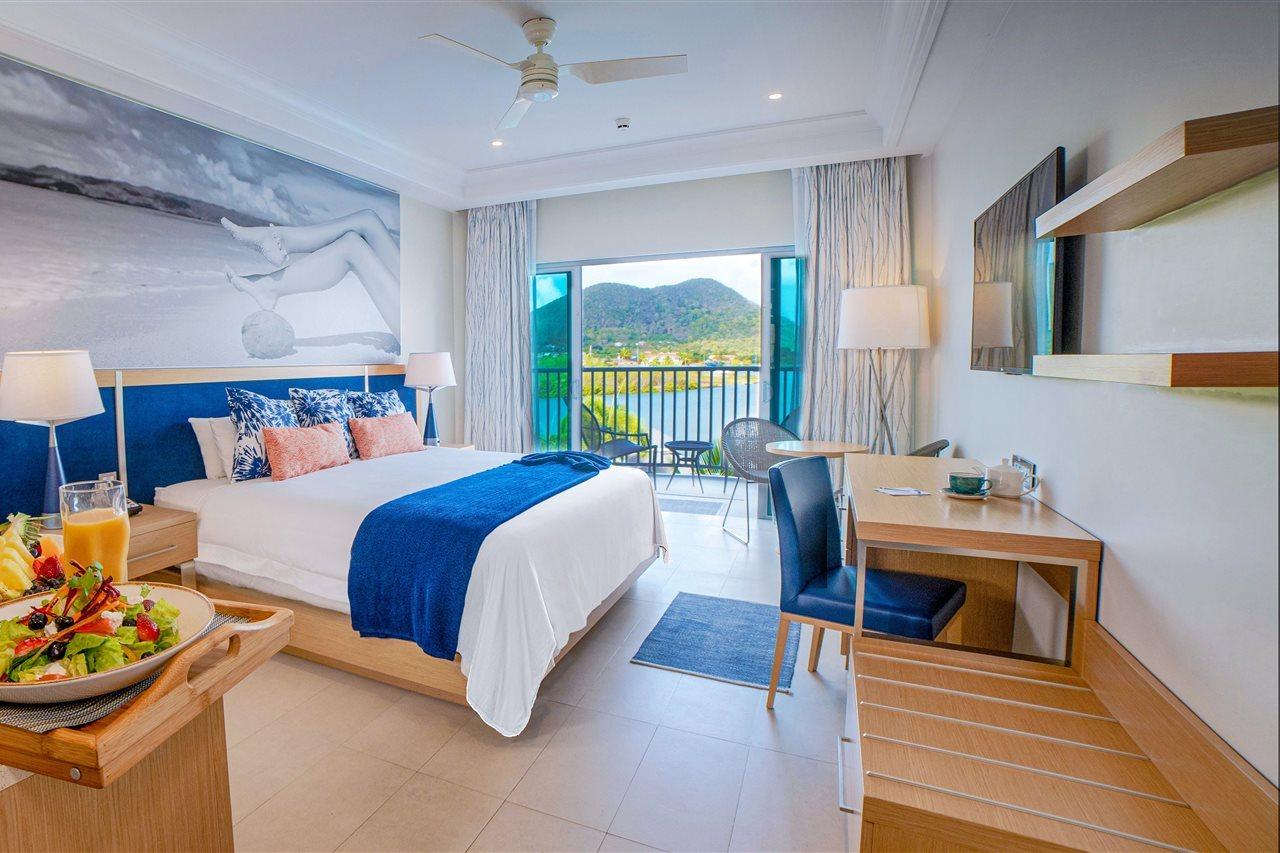 Harbor Club St Lucia Curio Collection By Hilton Hotel Rodney Bay ภายนอก รูปภาพ